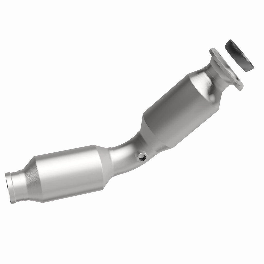 MagnaFlow Exhaust Products 52456 OEM Grade Semi-Direct Fit Catalytic Converter for Select Lexus CT200h, Toyota Prius V