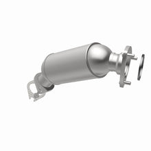 Load image into Gallery viewer, MagnaFlow Exhaust Products 5582446 California CARB Direct-Fit Catalytic Converter for Select Buick Enclave, Chevrolet Traverse, GMC Acadia, Saturn Outlook