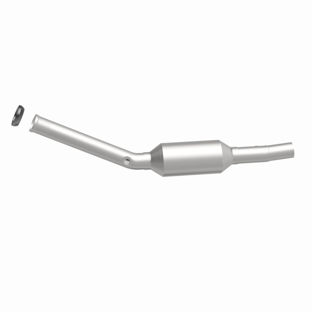 MagnaFlow Exhaust Products 51821 OEM Grade Semi-Direct Fit Catalytic Converter for Select Scion xA, Toyota Echo