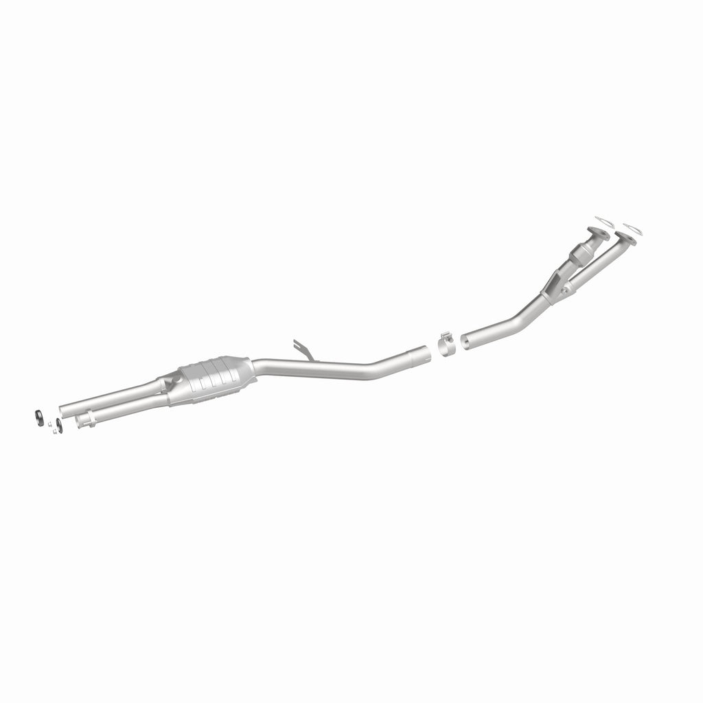 MagnaFlow Exhaust Products 3322554 California CARB Direct-Fit Catalytic Converter for Select BMW 325i, BMW 325iX, BMW 325is