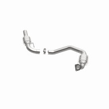 Load image into Gallery viewer, MagnaFlow Exhaust Products 24389 HM Grade Direct-Fit Catalytic Converter for Select Chevrolet Express 2500, Chevrolet Express 3500, GMC Savana 2500, GMC Savana