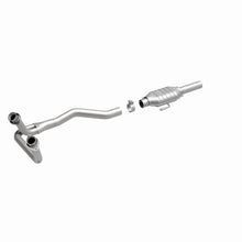 Load image into Gallery viewer, MagnaFlow Exhaust Products 93314 Standard Grade Direct-Fit Catalytic Converter for Select Ford E-150 Econoline, Ford E-150 Econoline Club Wagon, Ford E-250 Econoline
