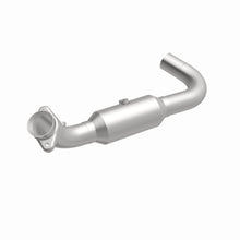 Load image into Gallery viewer, MagnaFlow Exhaust Products 5551498 California CARB Direct-Fit Catalytic Converter for Select Ford Expedition, Lincoln Navigator