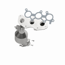 Load image into Gallery viewer, MagnaFlow Exhaust Products 52018 OEM Grade Manifold Catalytic Converter for Select Lexus RX450h, Toyota Highlander