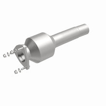 Load image into Gallery viewer, MagnaFlow Exhaust Products 21-538 OEM Grade Direct-Fit Catalytic Converter for Select Land Rover LR2, Land Rover Range Rover Evoque