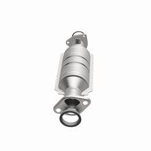 Load image into Gallery viewer, MagnaFlow Exhaust Products 93114 HM Grade Direct-Fit Catalytic Converter for Select Honda Odyssey
