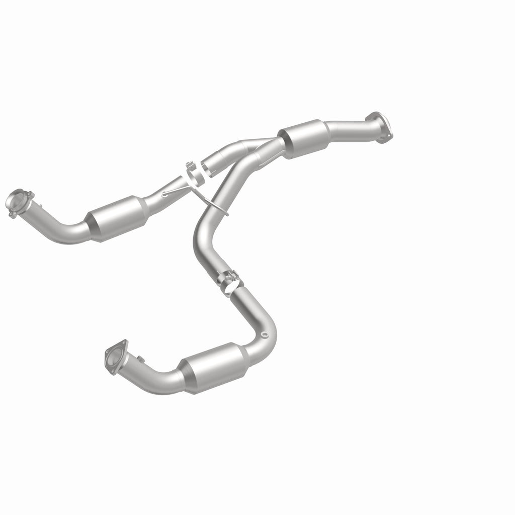 MagnaFlow Exhaust Products 5582812 California CARB Direct-Fit Catalytic Converter for Select Chevrolet Silverado HD, Chevrolet Silverado HD, GMC Sierra HD, GMC Sierra HD