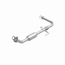 Load image into Gallery viewer, MagnaFlow Exhaust Products 4551404 California CARB Direct-Fit Catalytic Converter for Select Toyota Tundra