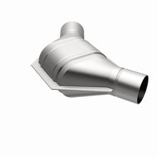 Load image into Gallery viewer, MagnaFlow Exhaust Products 444084 California CARB Universal Catalytic Converter for Select Subaru Forester, Subaru Impreza, Subaru Legacy, Subaru Outback