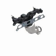 Load image into Gallery viewer, MagnaFlow Exhaust Products 4583327 California CARB Manifold Catalytic Converter for Select Chevrolet Colorado, GMC Canyon