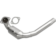 Load image into Gallery viewer, MagnaFlow Exhaust Products 21-603 OEM Grade Direct-Fit Catalytic Converter for Select Ford Edge, Ford Fusion, Lincoln Continental, Lincoln MKX, Lincoln Nautilus