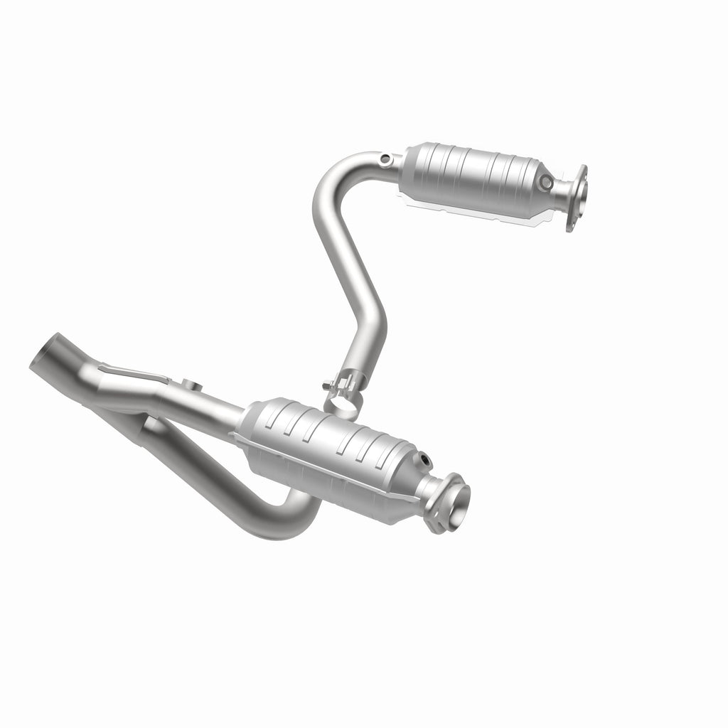 MagnaFlow Exhaust Products 49832 OEM Grade Direct-Fit Catalytic Converter for Select Chrysler Aspen, Dodge Durango