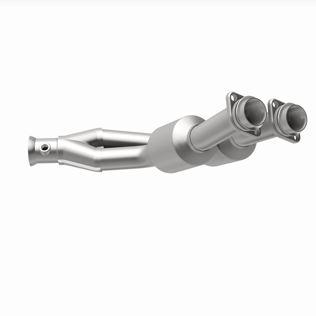 MagnaFlow Exhaust Products 24226 HM Grade Direct-Fit Catalytic Converter for Select Jaguar Vanden Plas, Jaguar XJ6