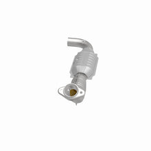 Load image into Gallery viewer, MagnaFlow Exhaust Products 447177 California CARB Direct-Fit Catalytic Converter for Select Ford E-150 Econoline, Ford E-150 Econoline Club Wagon, Ford Expedition, Ford F-150, Ford F-250
