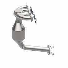 Load image into Gallery viewer, MagnaFlow Exhaust Products 22-059 OEM Grade Manifold Catalytic Converter for Select Fiat 500
