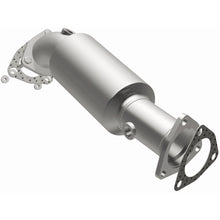 Load image into Gallery viewer, MagnaFlow Exhaust Products 4561062 California CARB Direct-Fit Catalytic Converter for Select Audi A4, Audi A4 Quattro, Volkswagen Passat