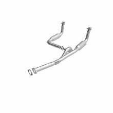 Load image into Gallery viewer, MagnaFlow Exhaust Products 23073 HM Grade Direct-Fit Catalytic Converter for Select Chevrolet Express 1500, Chevrolet Express 2500, Chevrolet Express 3500, GMC Savana 1500, GMC Savana 2500, GMC Savana