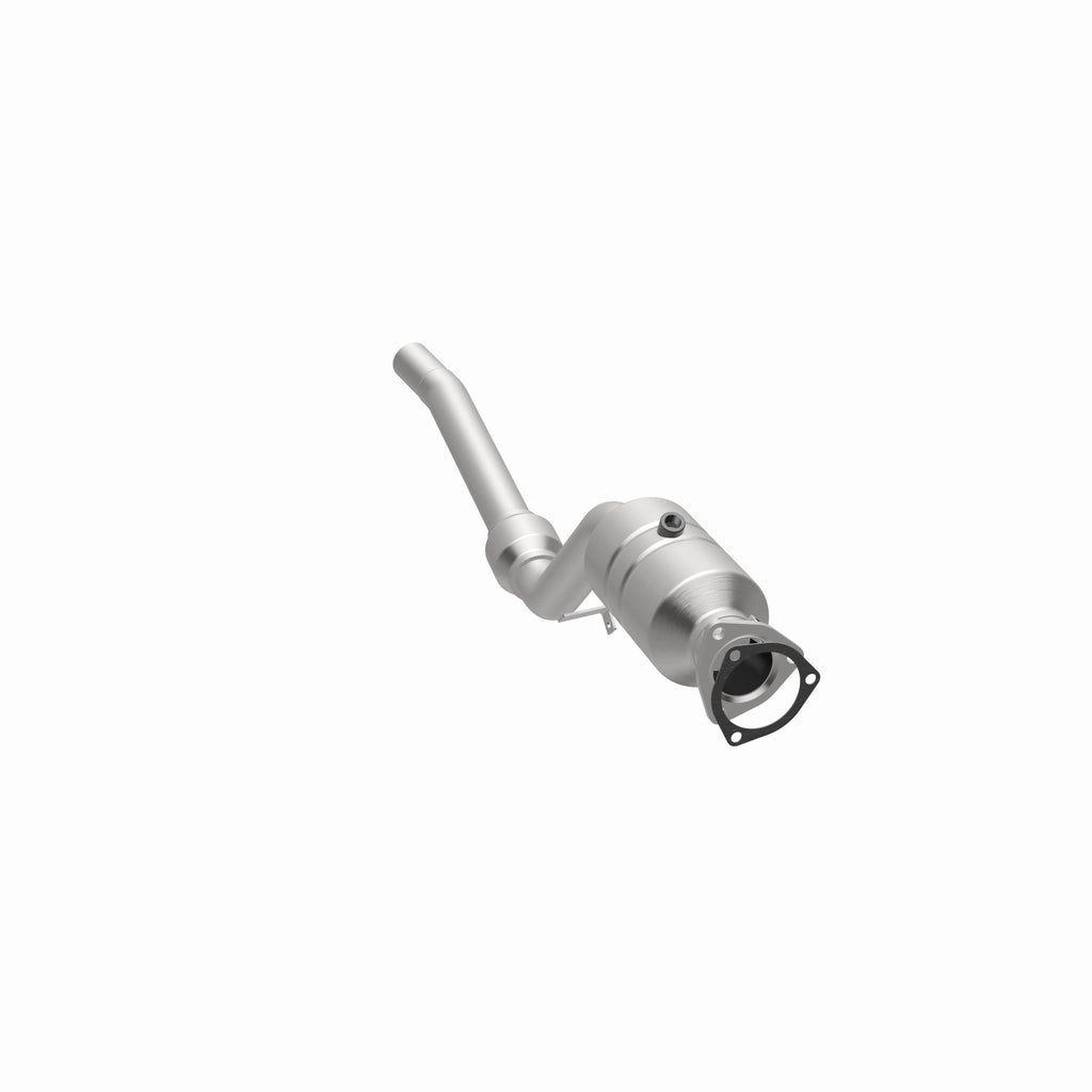 MagnaFlow Exhaust Products 51462 OEM Grade Direct-Fit Catalytic Converter for Select Audi A4, Audi A4 Quattro