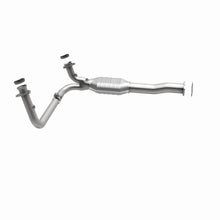 Load image into Gallery viewer, MagnaFlow Exhaust Products 4451457 California CARB Direct-Fit Catalytic Converter for Select Chevrolet C1500, Chevrolet C2500, Chevrolet K1500, Chevrolet K2500, GMC C1500, GMC C2500, GMC K1500, GMC K2500