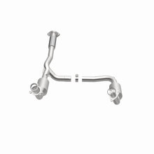 Load image into Gallery viewer, MagnaFlow Exhaust Products 4451172 California CARB Direct-Fit Catalytic Converter for Select Buick Rainier, Chevrolet Trailblazer EXT, GMC Envoy XL, Isuzu Ascender