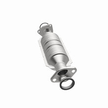 Load image into Gallery viewer, MagnaFlow Exhaust Products 93114 HM Grade Direct-Fit Catalytic Converter for Select Honda Odyssey