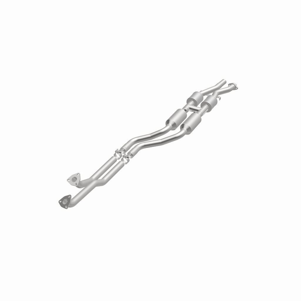MagnaFlow Exhaust Products 24021 HM Grade Direct-Fit Catalytic Converter for Select BMW 328i, BMW 328is, BMW M3