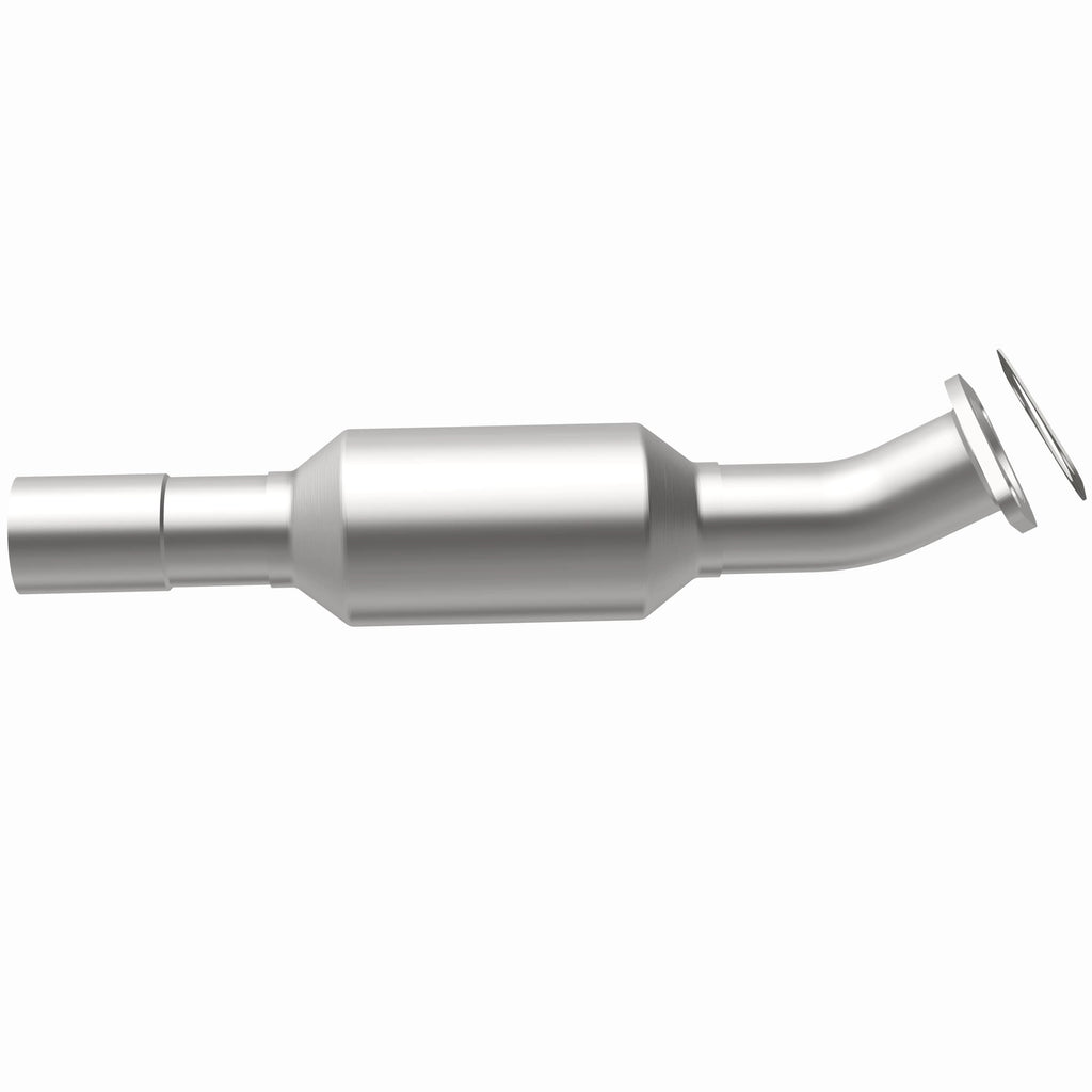 MagnaFlow Exhaust Products 21-378 OEM Grade Direct-Fit Catalytic Converter for Select Nissan Sentra