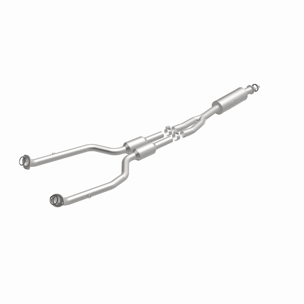 MagnaFlow Exhaust Products 21-048 OEM Grade Direct-Fit Catalytic Converter for Select Lexus GS300