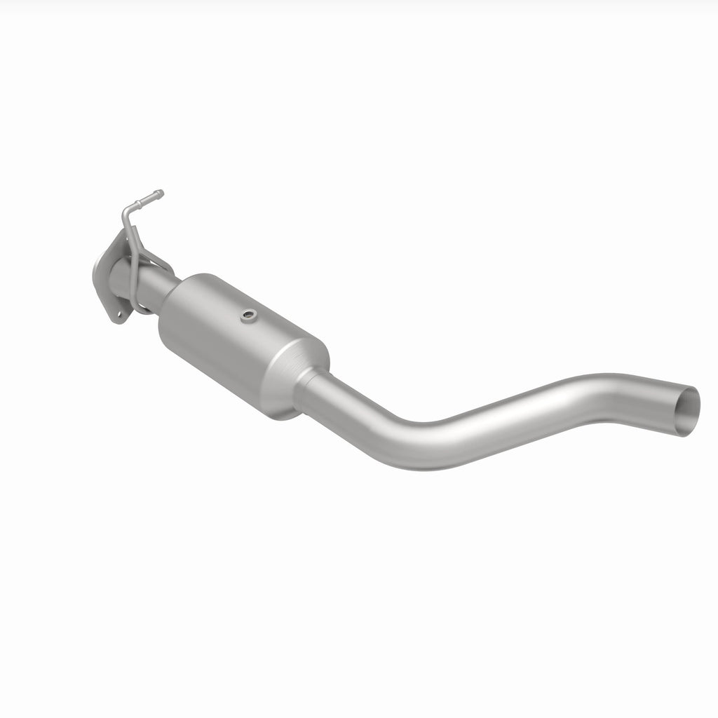 MagnaFlow Exhaust Products 280444 OEM Grade Direct-Fit Catalytic Converter for Select Ford F-650, Ford F-750