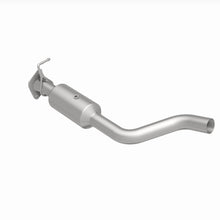 Load image into Gallery viewer, MagnaFlow Exhaust Products 280444 OEM Grade Direct-Fit Catalytic Converter for Select Ford F-650, Ford F-750