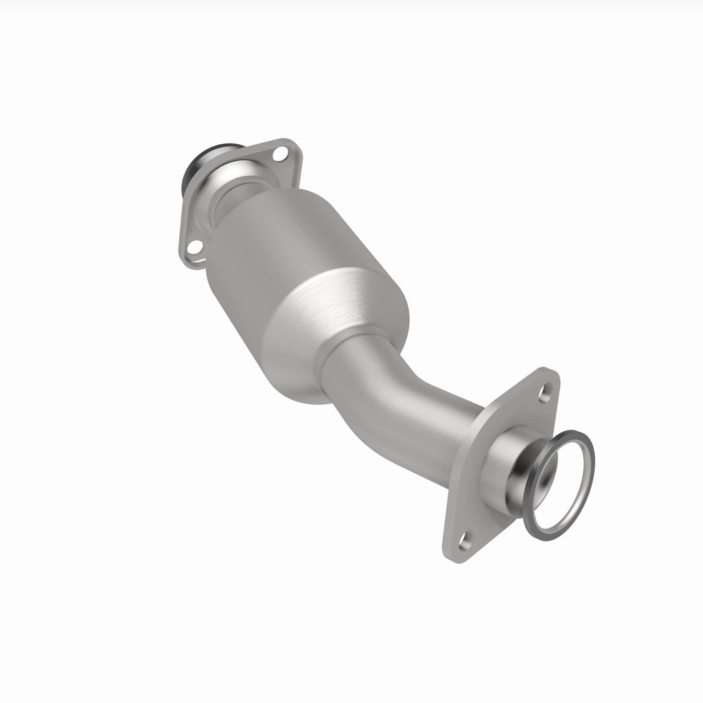 MagnaFlow Exhaust Products 280095 OEM Grade Direct-Fit Catalytic Converter for Select Toyota Sienna