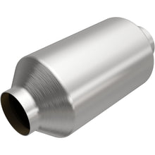 Load image into Gallery viewer, MagnaFlow Exhaust Products 51809 OEM Grade Universal Catalytic Converter for Select Chevrolet Express 4500, Chevrolet Suburban HD, GMC Savana
