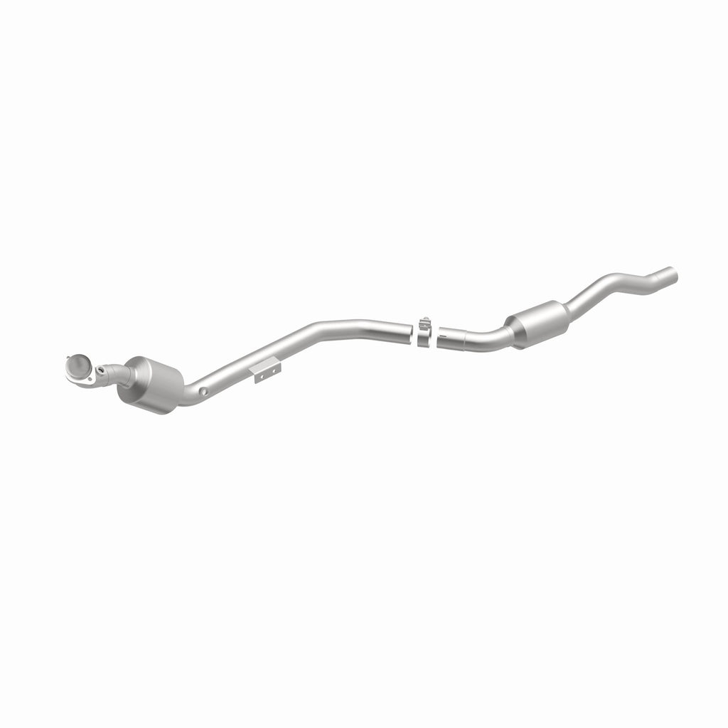 MagnaFlow Exhaust Products 51645 OEM Grade Direct-Fit Catalytic Converter for Select Mercedes-Benz E350