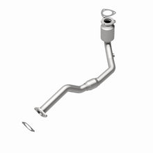 Load image into Gallery viewer, MagnaFlow Exhaust Products 24323 HM Grade Direct-Fit Catalytic Converter for Select Saturn Vue