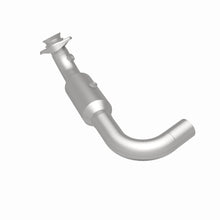 Load image into Gallery viewer, MagnaFlow Exhaust Products 5451498 California CARB Direct-Fit Catalytic Converter for Select Ford Expedition, Lincoln Navigator