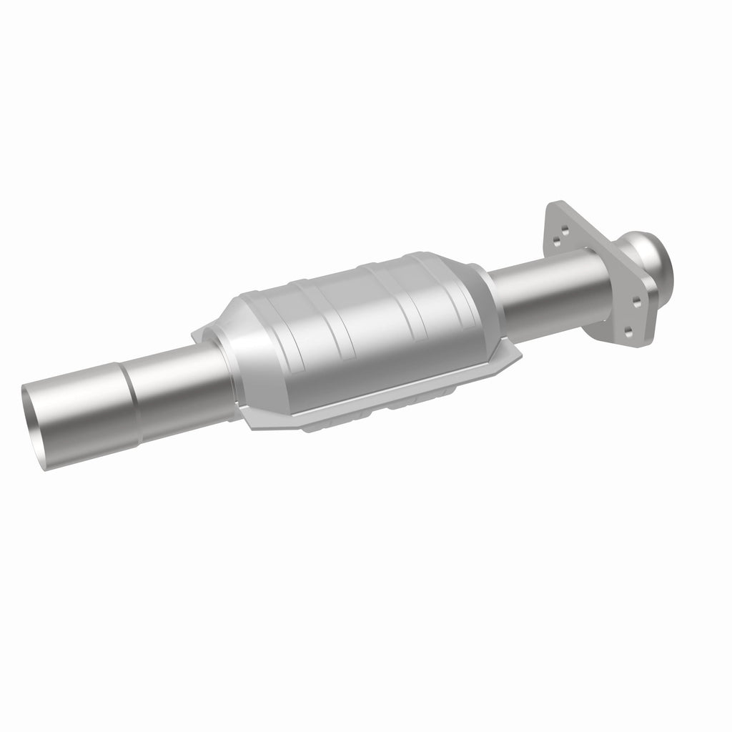 MagnaFlow Exhaust Products 93485 Standard Grade Direct-Fit Catalytic Converter for Select Chevrolet S10 Blazer, GMC Jimmy, Oldsmobile Bravada