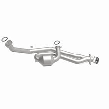 Load image into Gallery viewer, MagnaFlow Exhaust Products 23136 HM Grade Direct-Fit Catalytic Converter for Select Toyota Avalon, Toyota Sienna