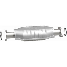Load image into Gallery viewer, MagnaFlow Exhaust Products 23884 Standard Grade Direct-Fit Catalytic Converter for Select Toyota 4Runner, Toyota Pickup, Toyota T100