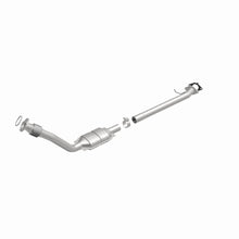 Load image into Gallery viewer, MagnaFlow Exhaust Products 51845 OEM Grade Direct-Fit Catalytic Converter for Select Buick Rendezvous, Chevrolet Venture, Oldsmobile Silhouette, Pontiac Aztek, Pontiac Montana