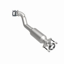 Load image into Gallery viewer, MagnaFlow Exhaust Products 551547 California CARB Direct-Fit Catalytic Converter for Select Cadillac CTS