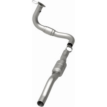Load image into Gallery viewer, MagnaFlow Exhaust Products 24457 HM Grade Direct-Fit Catalytic Converter for Select Chevrolet Silverado HD, GMC Sierra HD
