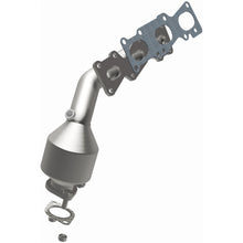 Load image into Gallery viewer, MagnaFlow Exhaust Products 52310 OEM Grade Manifold Catalytic Converter for Select Kia Sorento