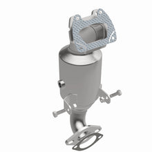 Load image into Gallery viewer, MagnaFlow Exhaust Products 22-191 OEM Grade Manifold Catalytic Converter for Select Ram ProMaster 1500, Ram ProMaster 2500, Ram ProMaster