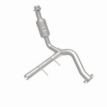 Load image into Gallery viewer, MagnaFlow Exhaust Products 52418 OEM Grade Direct-Fit Catalytic Converter for Select Ford Expedition, Ford F-150, Lincoln Navigator
