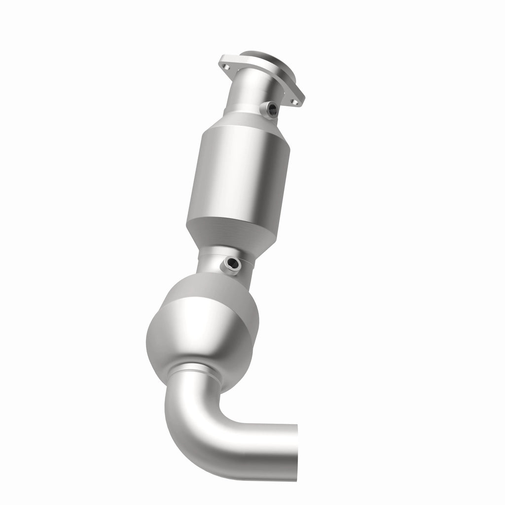 MagnaFlow Exhaust Products 280267 OEM Grade Direct-Fit Catalytic Converter for Select Ford Expedition, Ford F-150, Lincoln Navigator