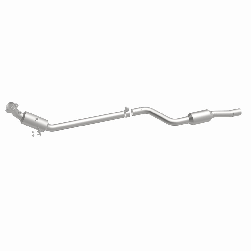 MagnaFlow Exhaust Products 21-564 OEM Grade Direct-Fit Catalytic Converter for Select Mercedes-Benz CLS550, Mercedes-Benz E550