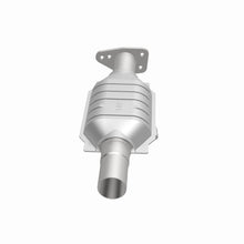 Load image into Gallery viewer, MagnaFlow Exhaust Products 3322447 California CARB Direct-Fit Catalytic Converter for Select Buick Electra, Buick LeSabre, Buick Riviera, Cadillac Brougham, Cadillac Commercial Chassis, Cadillac DeVille, Cadillac Eldorado, Cadillac Fleetwood, Cadillac