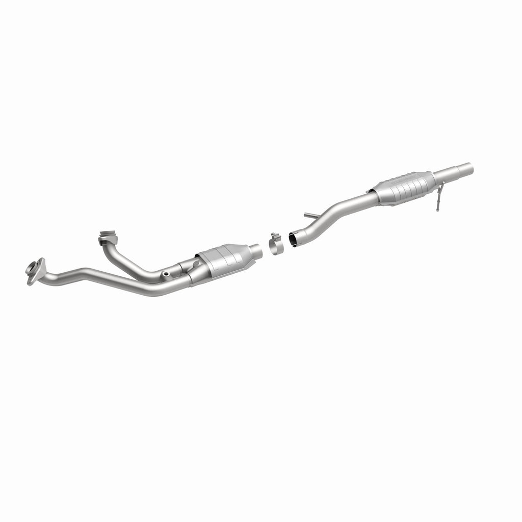 MagnaFlow Exhaust Products 334302 California CARB Direct-Fit Catalytic Converter for Select Ford Bronco, Ford E-150 Econoline, Ford E-150 Econoline Club Wagon, Ford E-250 Econoline, Ford E-250 Econoline Club Wagon, Ford E-350 Econoline, Ford E-350