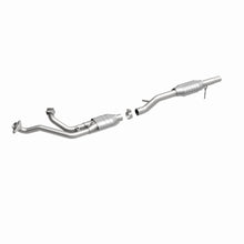Load image into Gallery viewer, MagnaFlow Exhaust Products 334302 California CARB Direct-Fit Catalytic Converter for Select Ford Bronco, Ford E-150 Econoline, Ford E-150 Econoline Club Wagon, Ford E-250 Econoline, Ford E-250 Econoline Club Wagon, Ford E-350 Econoline, Ford E-350