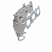 Load image into Gallery viewer, MagnaFlow Exhaust Products 52737 OEM Grade Manifold Catalytic Converter for Select Hyundai Santa Fe, Kia Sorento